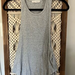 Joah Brown Light Gray Sleeveless Top